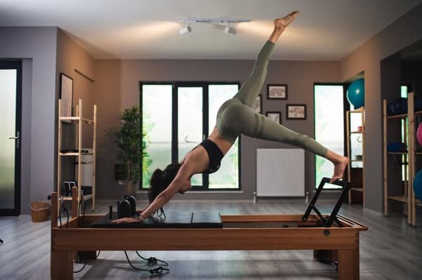 Jungle Pilates Training Studio - 2. Fotoğraf Jungle Pilates Training Studio - 2. Fotoğraf