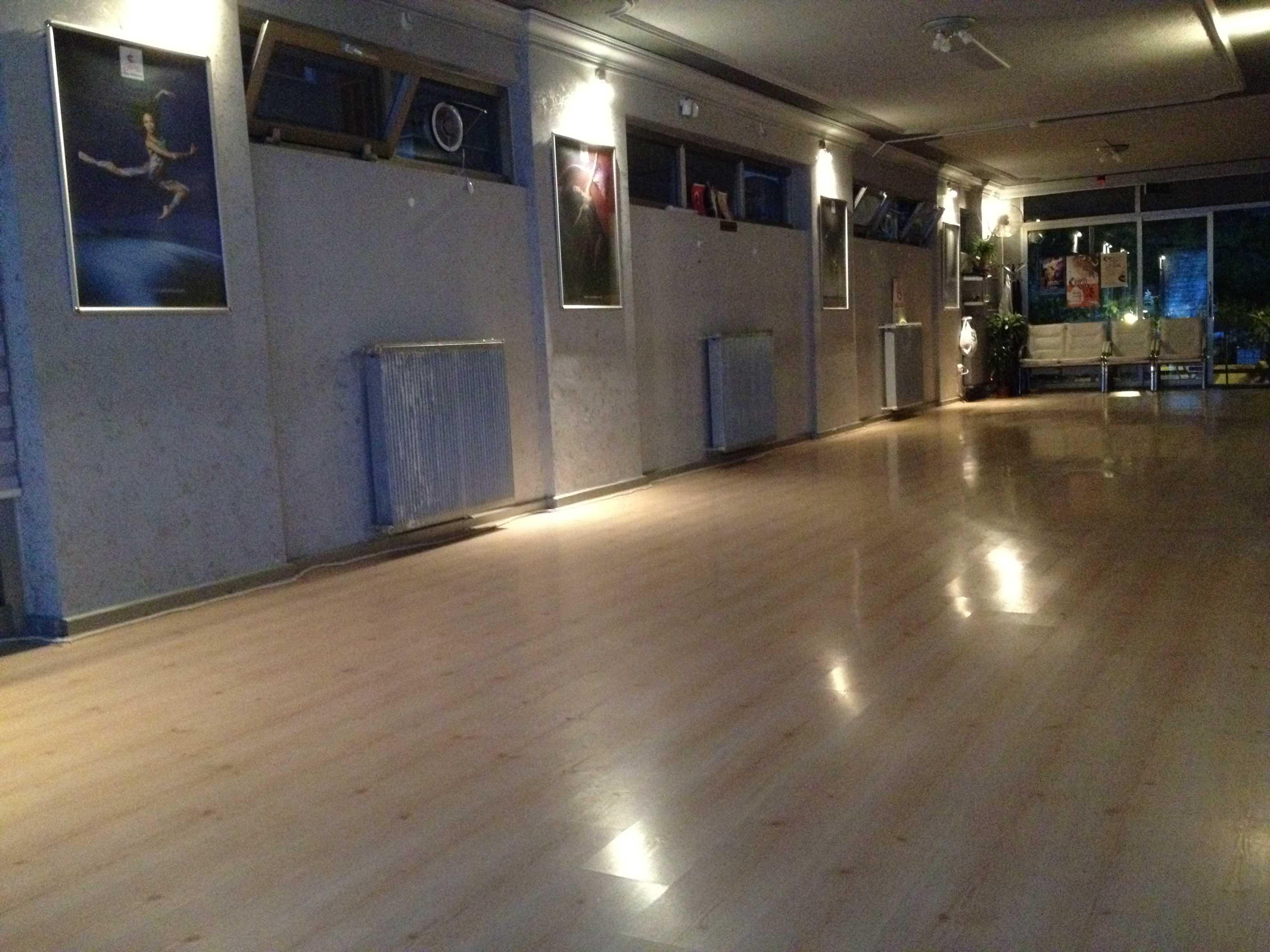 Crypto Dans Stüdyosu Pilates