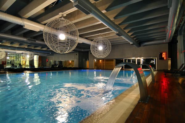 Base Life Club Pilates - 1. Fotoğraf