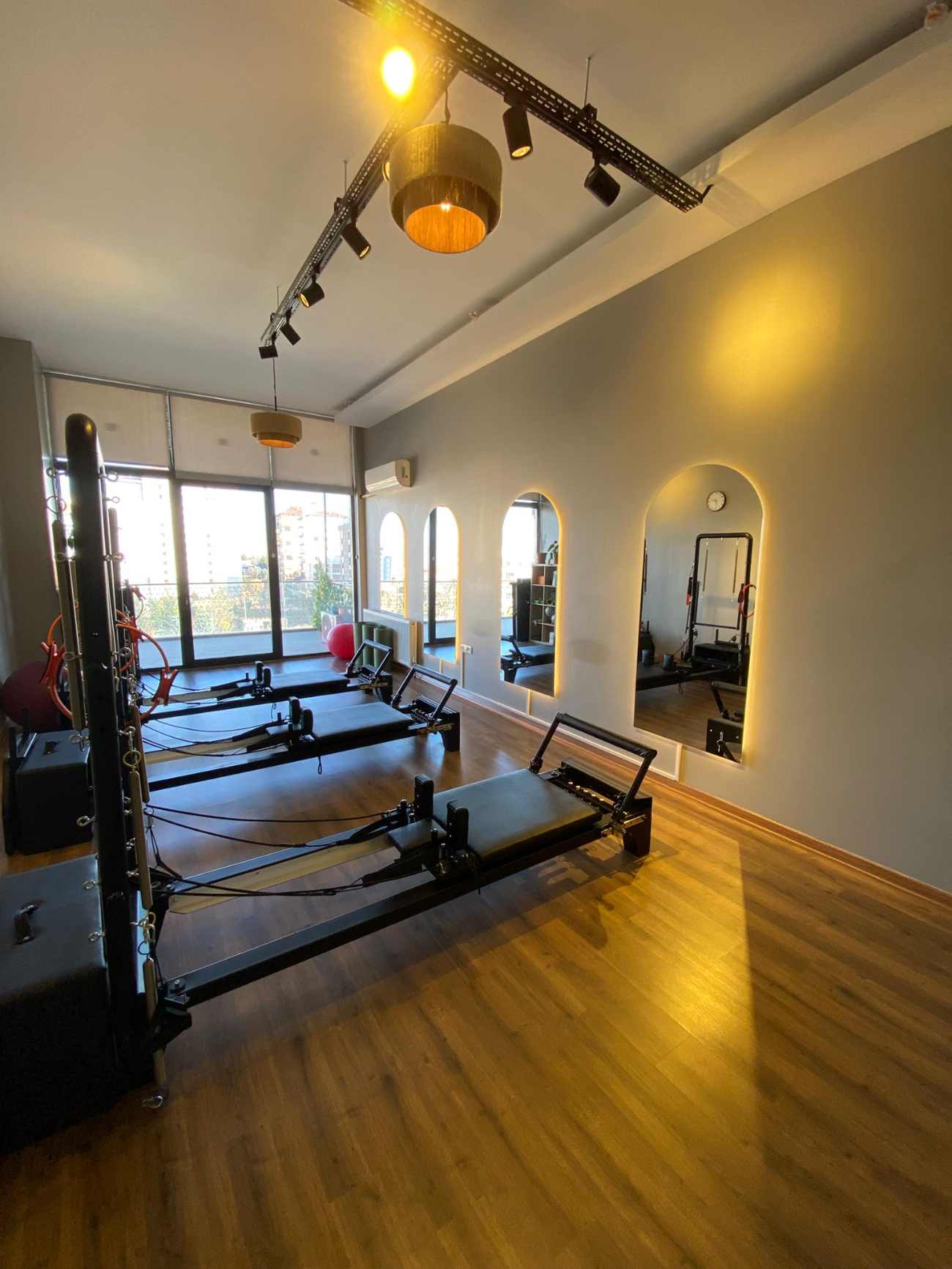 Fizyoterapist Hacer Han  - Elvankent Pilates - 2. Fotoğraf