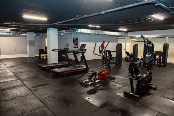 Uni Gym - 18. Fotoğraf
