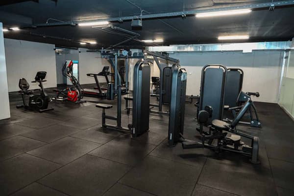 Uni Gym - 6. Fotoğraf