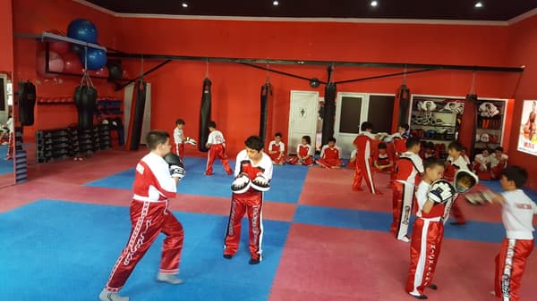 İkra Spor Kulübü Pilates - 79. Fotoğraf