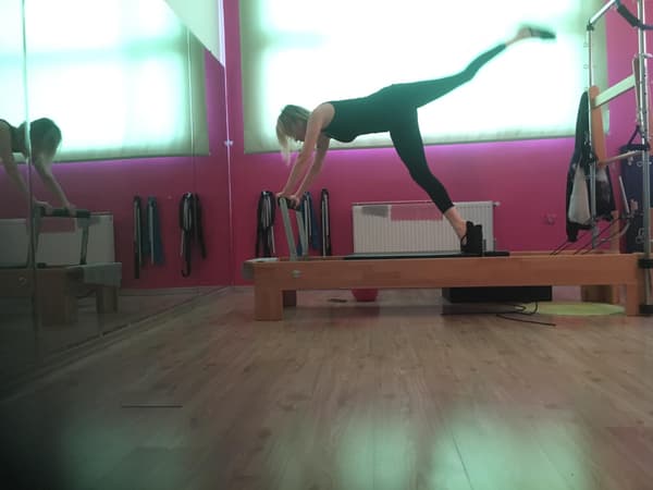 B Fit Cevizlidere Pilates - 6. Fotoğraf B Fit Cevizlidere Pilates - 6. Fotoğraf