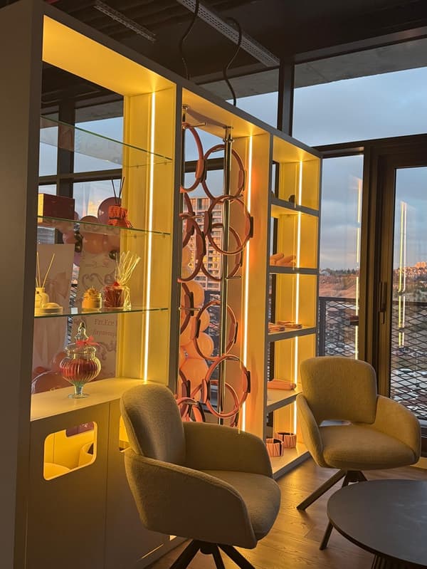 Fzt. Ece Karakoç - 17. Fotoğraf Fzt. Ece Karakoç - 17. Fotoğraf